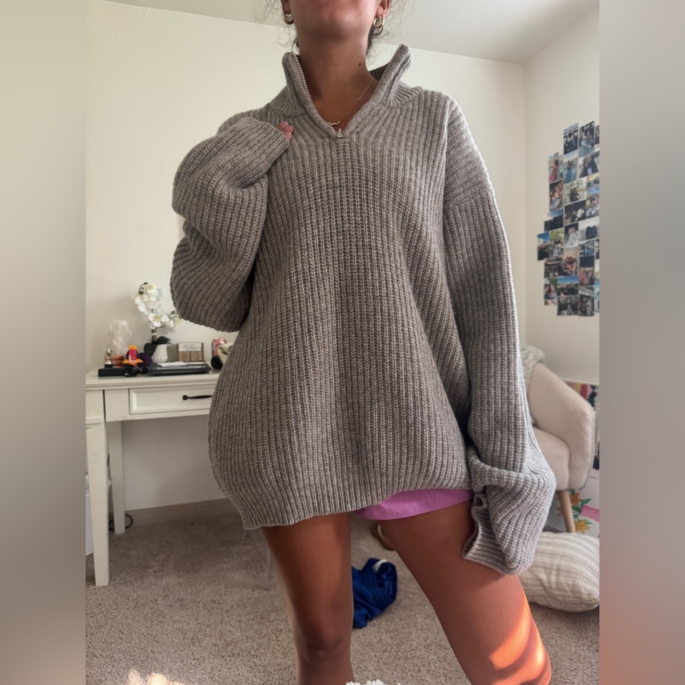 Brandy Melville Oversized Grey Quarter Zip